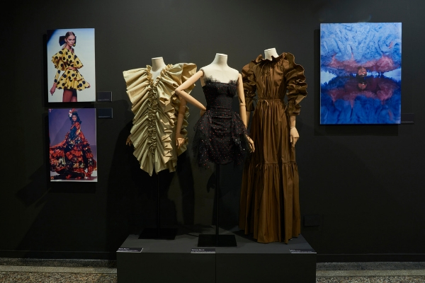 Exposición “Las costuras femeninas de la moda de España (1930-2018)”