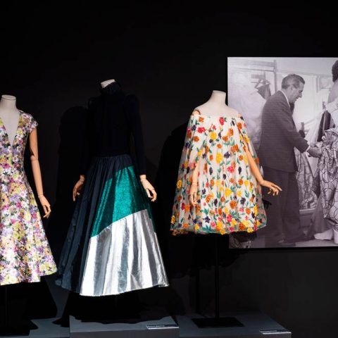 Las costuras femeninas de la moda en España